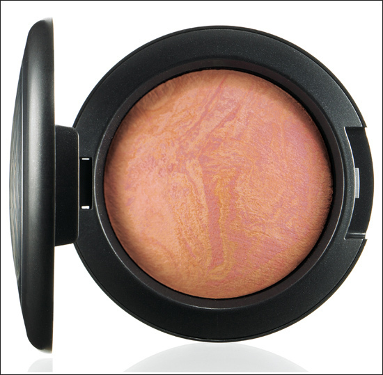 MAC Warmth of Coral Mineralize Blush